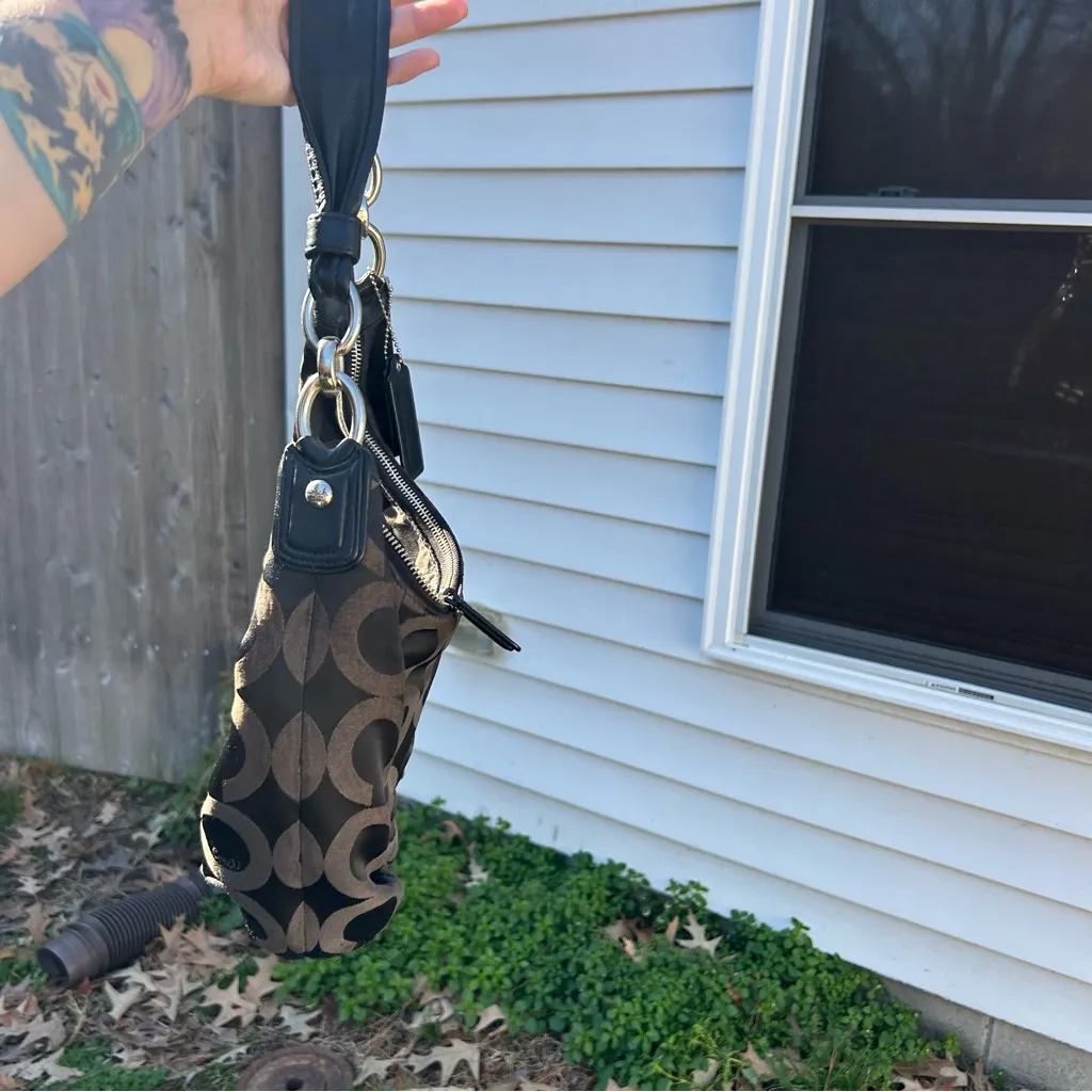 COACH Kristin Signature Logo OP Art Hobo Bag black silver Shoulder Purse y2k - Image 8