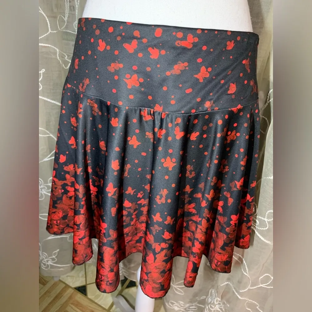 Black and Red Butterfly Skort Size 1X - Image 2