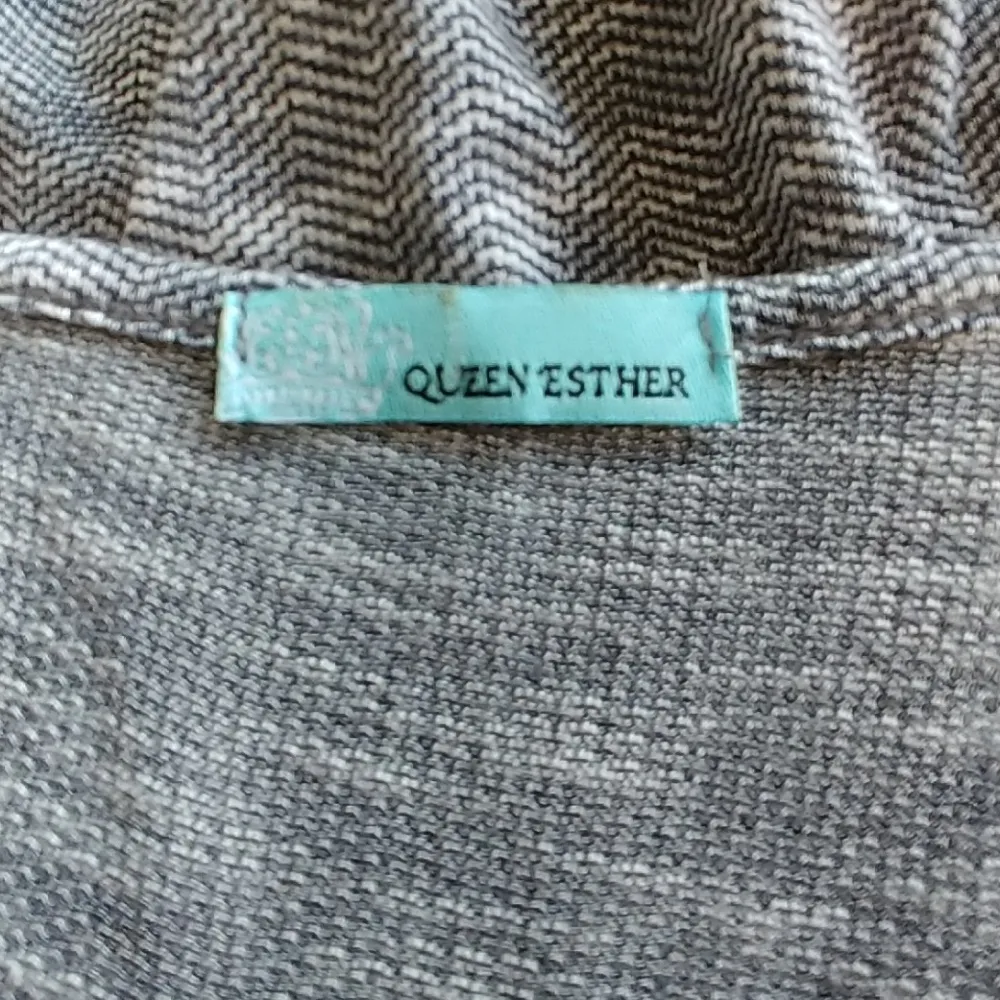 Queen Esther Embellished Racer Back Tank Top Size M - Image 5