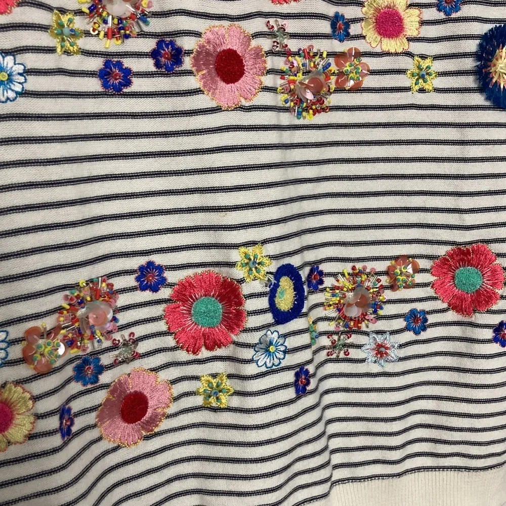 Talbots|Black/White Striped Embroidered Beaded Flower Pullover Sweater Medium - Image 5