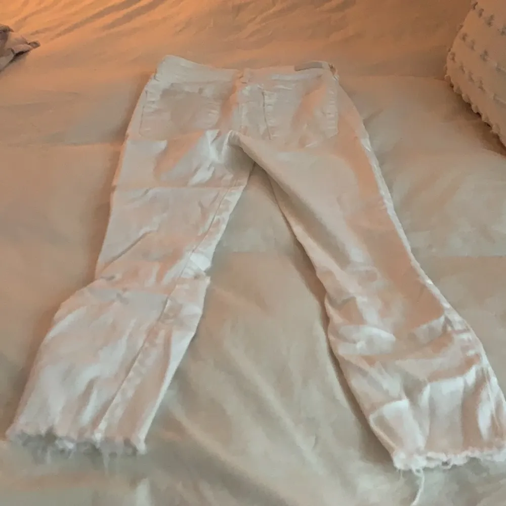 Abercrombie and Fitch white jeans - Image 5