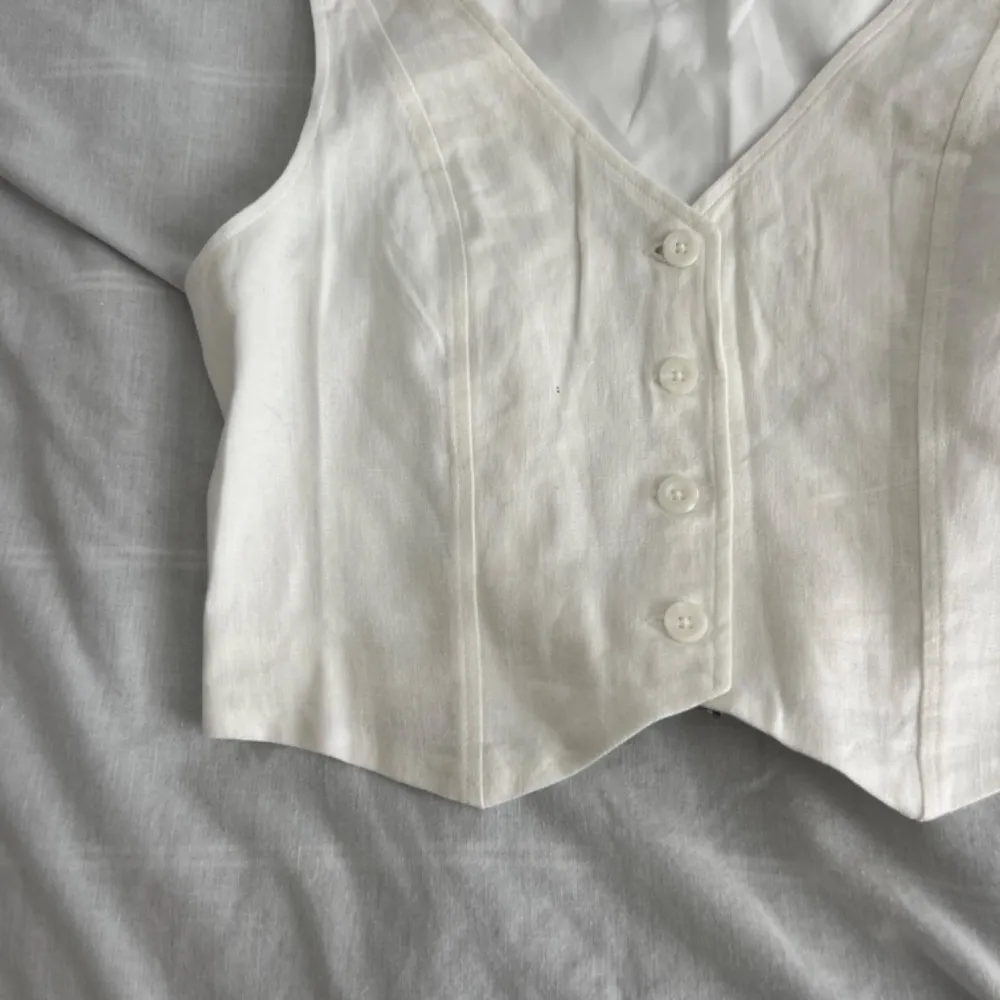 hollister linen blend vest - Image 2