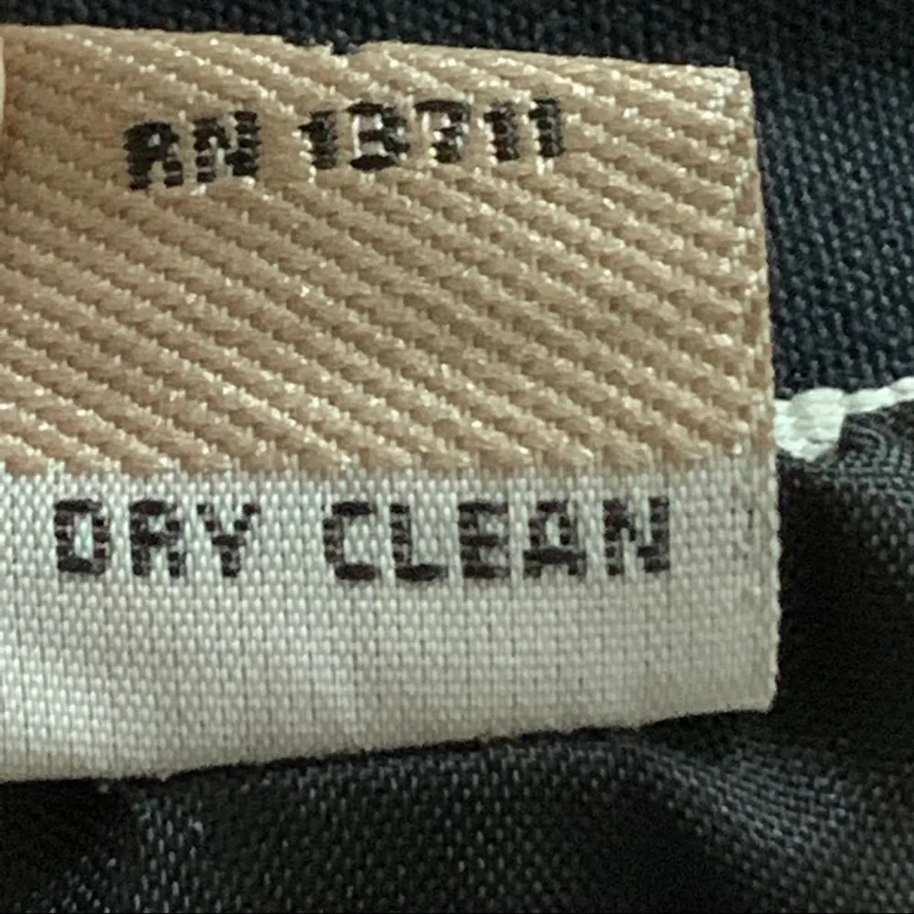 i.e. Blazer Black Tan Pin Stripe Career Button Front Work Blazer Jacket Size 4 - Image 9