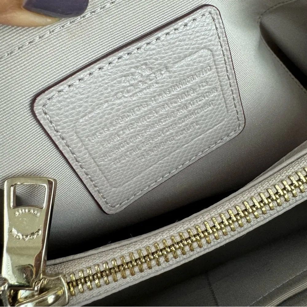 Coach Margot Small Carryall Satchel Leather Bag Beige Vanilla Color Block - Image 6