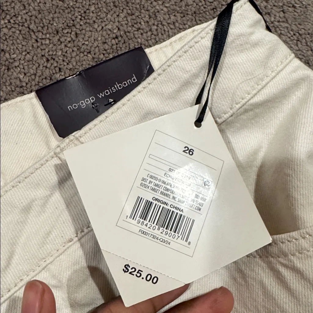 Ava & Viv Off White High Rise Relaxed Fit Midi Jean Shorts SIZE 26 - Image 3