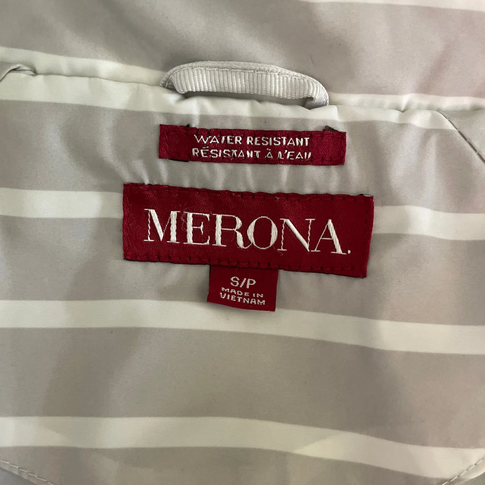 Merona Striped Water Resistant Hooded Rain Jacket Small‎ Beige White Clean Girl - Image 2