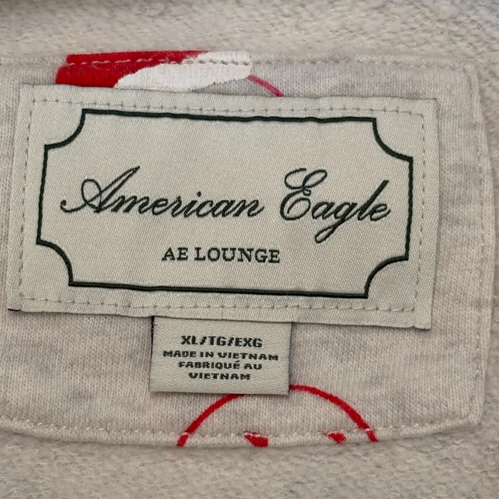 American Eagle Christmas Lounge Top size XL. - Image 5
