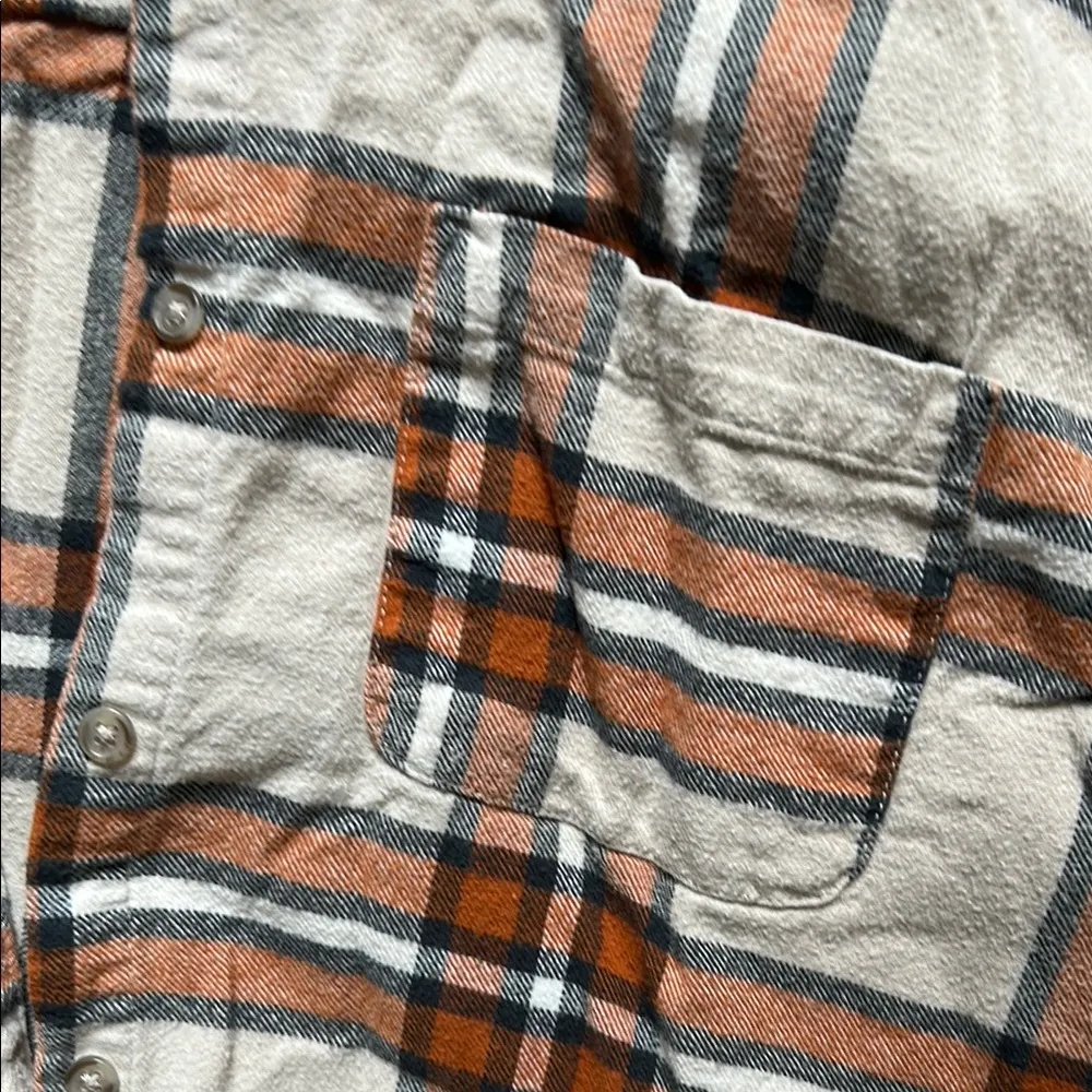 Universal Thread Plaid Shirt in Orange, White, and Black - Image 3