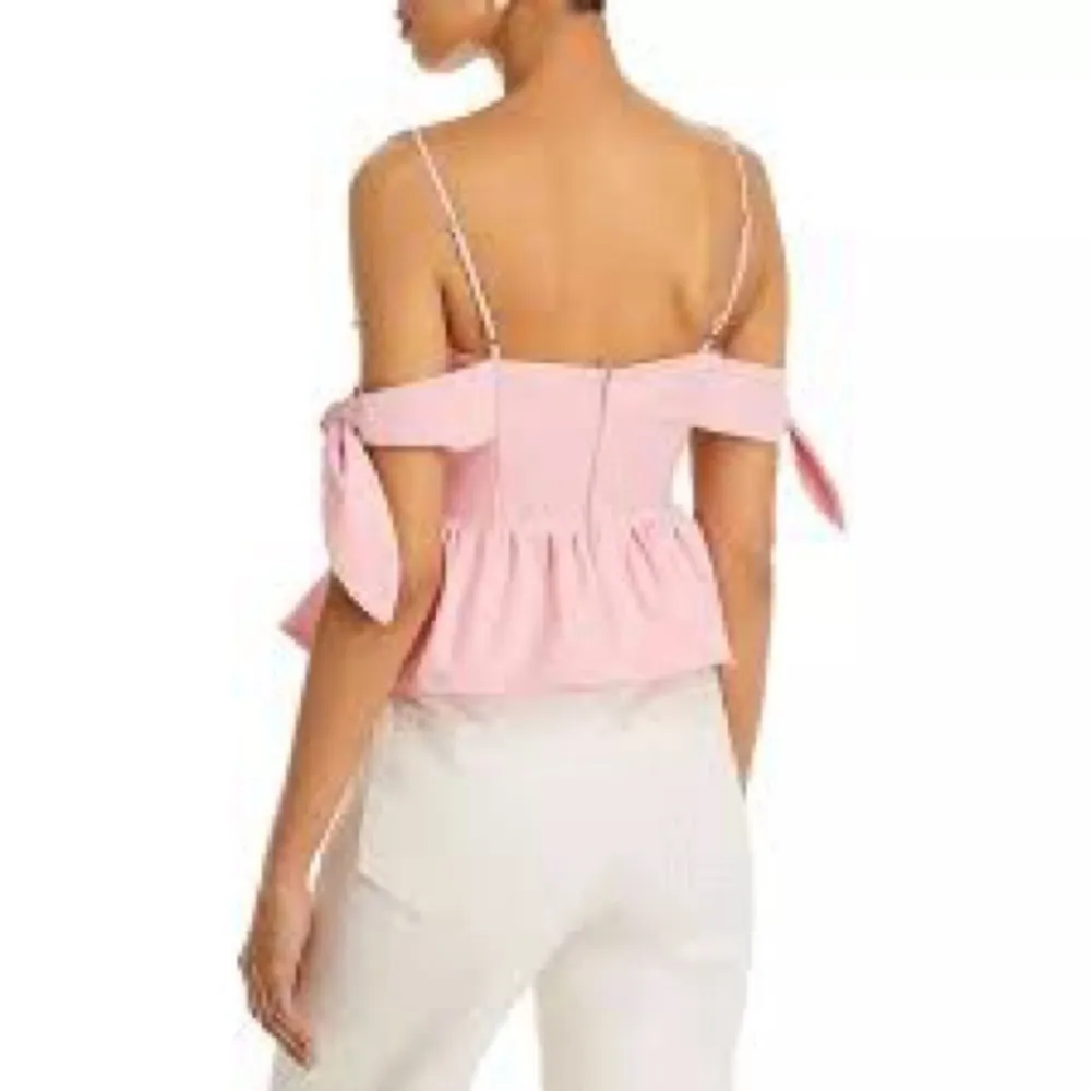 NWT Fore Womens Bow Front Tank Cutout Peplum Top - Image 3