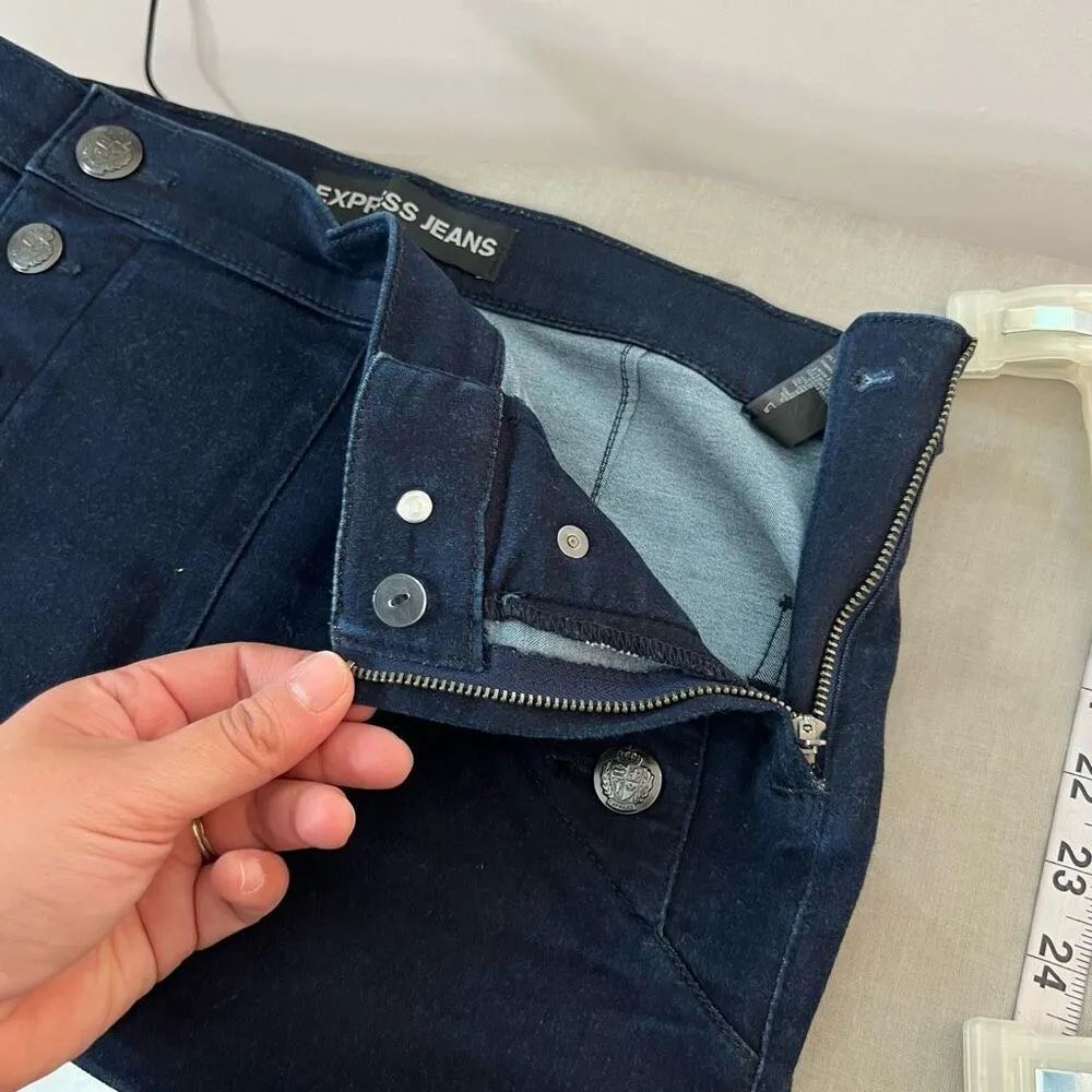 Express Dark Denim Sailor Button Pencil Fit Knee Length Skirt Size 6 - Image 7