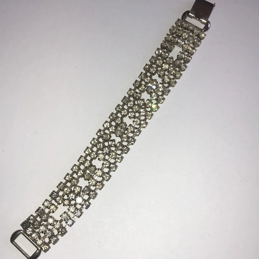 Vintage Silver Tone Classic CZ Rhinestones Formal Bracelet - Image 7