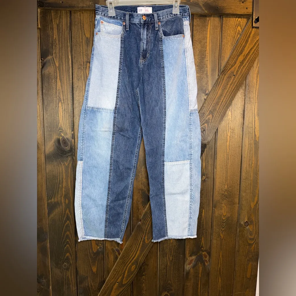GAP High Rise Barrel Patchwork Jeans - Image 3