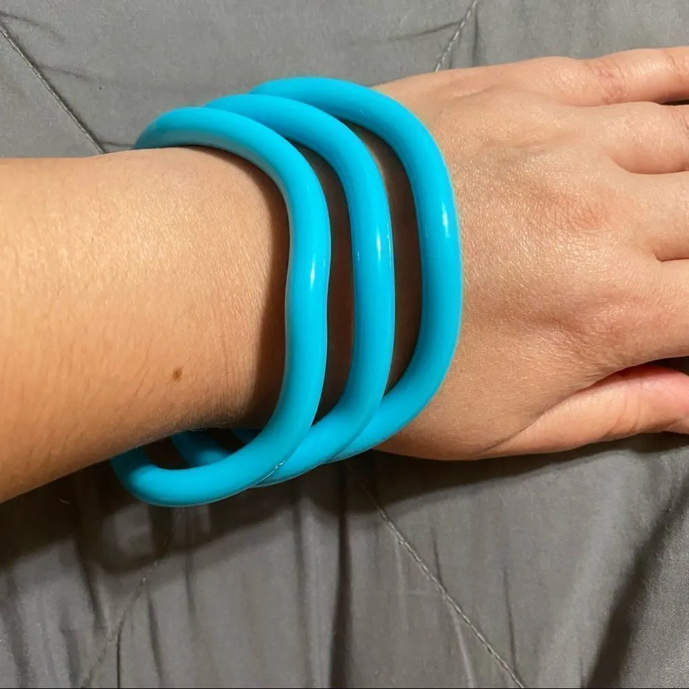 Vintage shapely bracelets (3)qty take them all and where them as a fashion Blue - Image 2