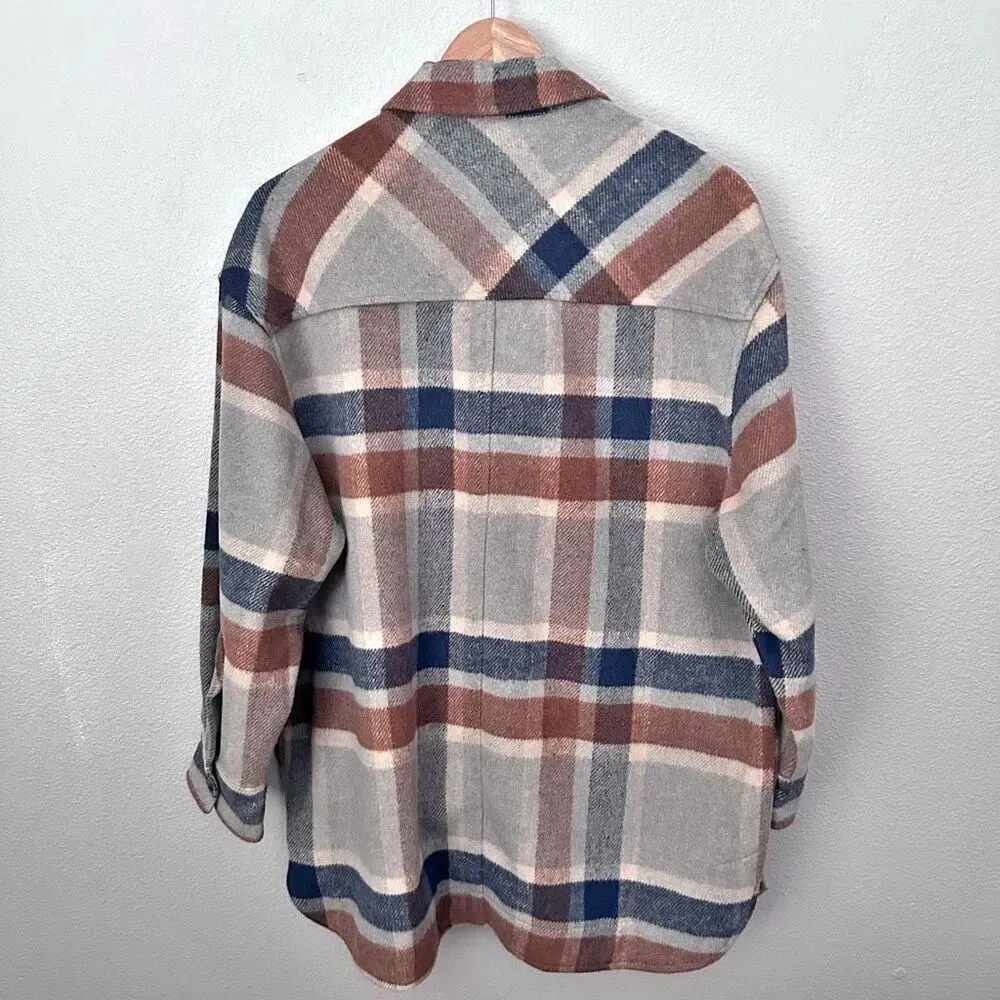 CHARLOTTE AVERY | Navy Blue Tan Plaid Oversized Shacket Jacket | Medium - Image 5
