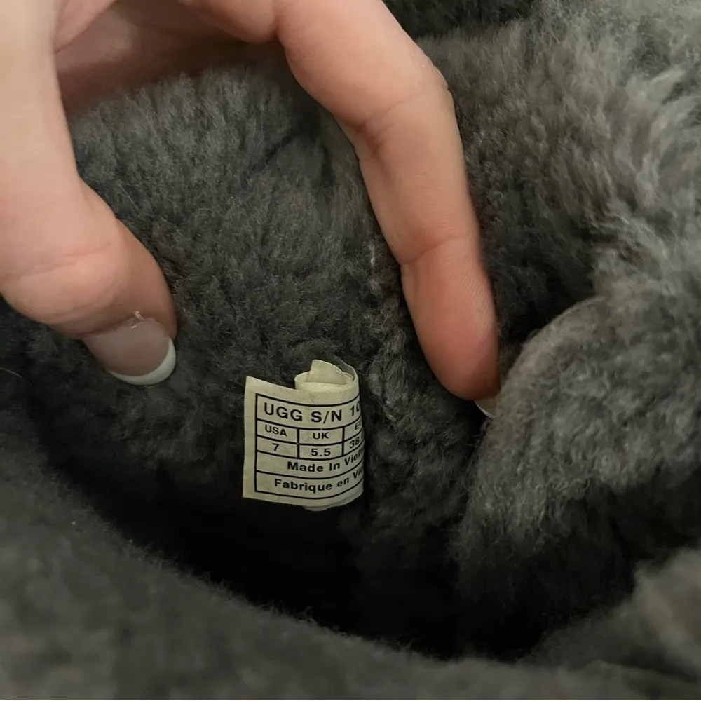 UGG  Bailey Bow Bling Uggs Grey - Image 9