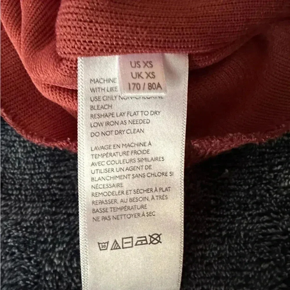 Urban Outfitters Oversized Cropped Cuff Sleeve Sweater size XS - Image 5