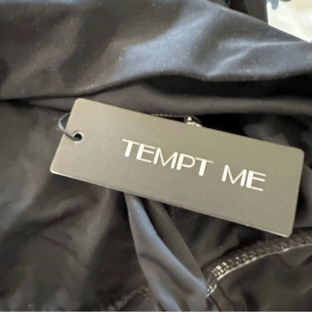 Tempt Me women's size small black tankini, nwt - Image 4