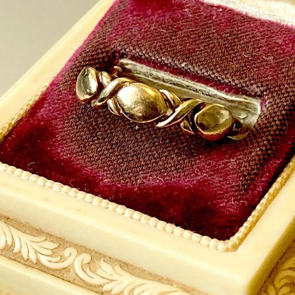 Vintage 10KT Gold X O Heart Style Ring 1.7g Sz 6 Anniversary Old Money Lux - Image 3