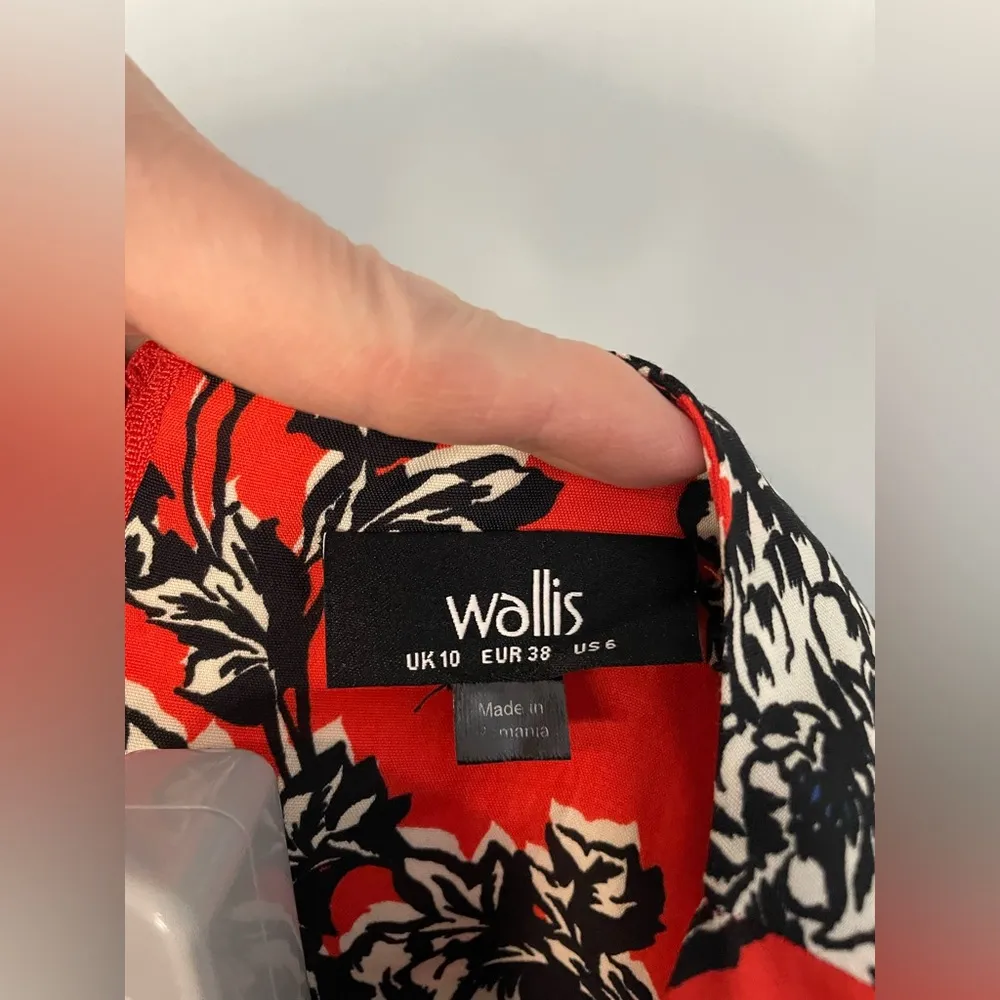 Wallis Floral orange dress with‎ black and white flowers size 6 - Image 5