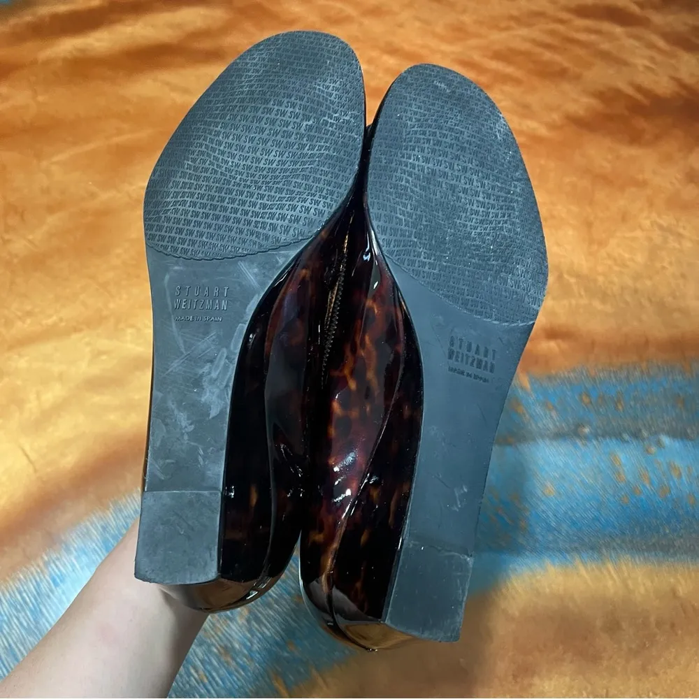 Stuart Weitzman Patent Leather Wedge Shoes Tortoise Shell animal print brown - Image 5