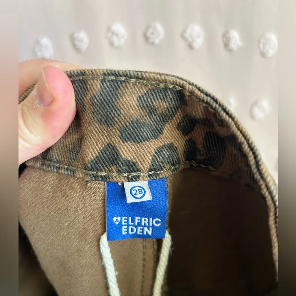 NWT Aelfric Eden Leopard Print Wide Leg High Waisted Cotton Jeans Sz 28 - Image 3