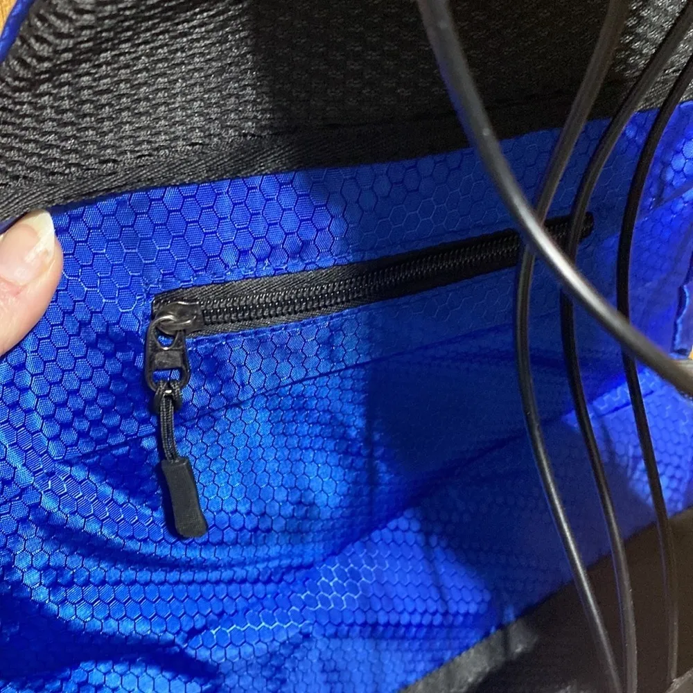 NWOT Crossbody back pack​​ Blue - Image 8