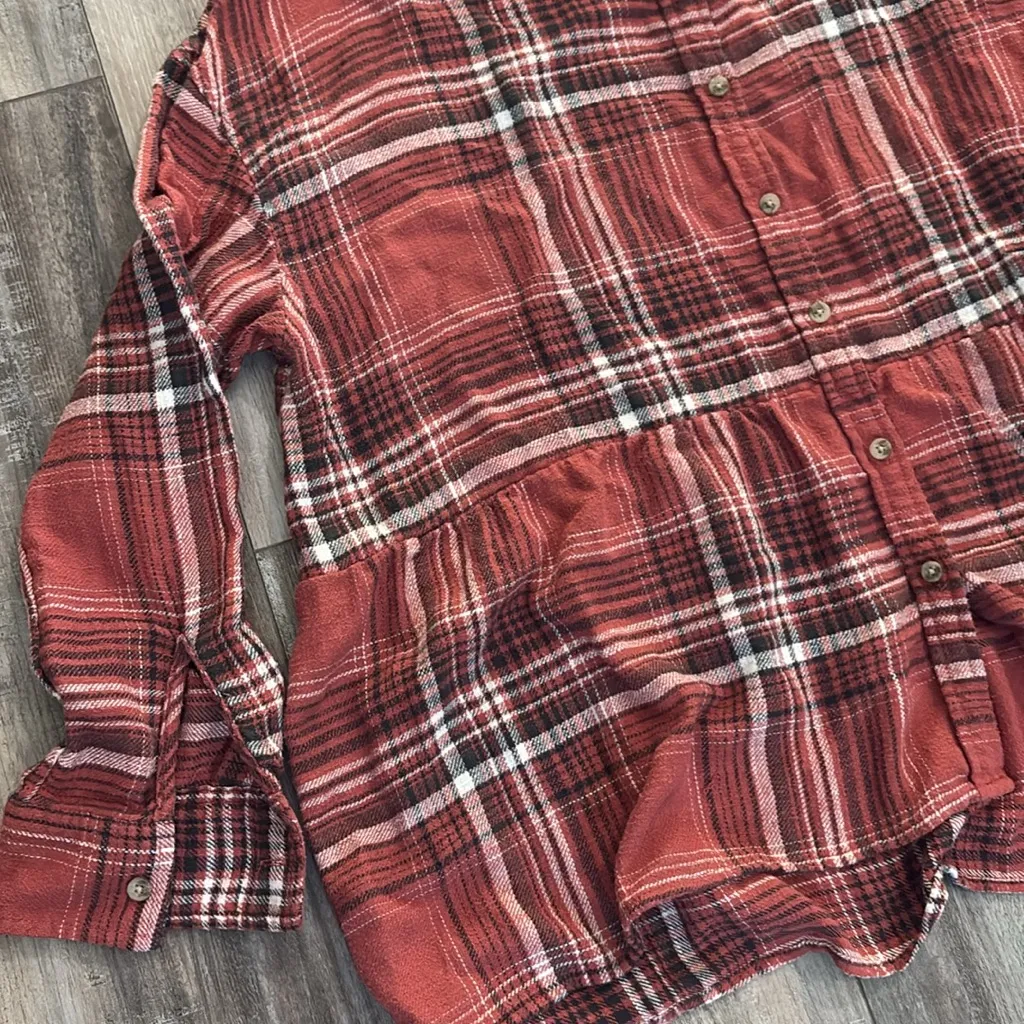 American Eagle oversized plaid peplum babydoll flannel medium - Image 4