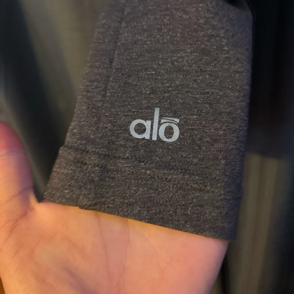 ALO Yoga Black Tank - Image 2