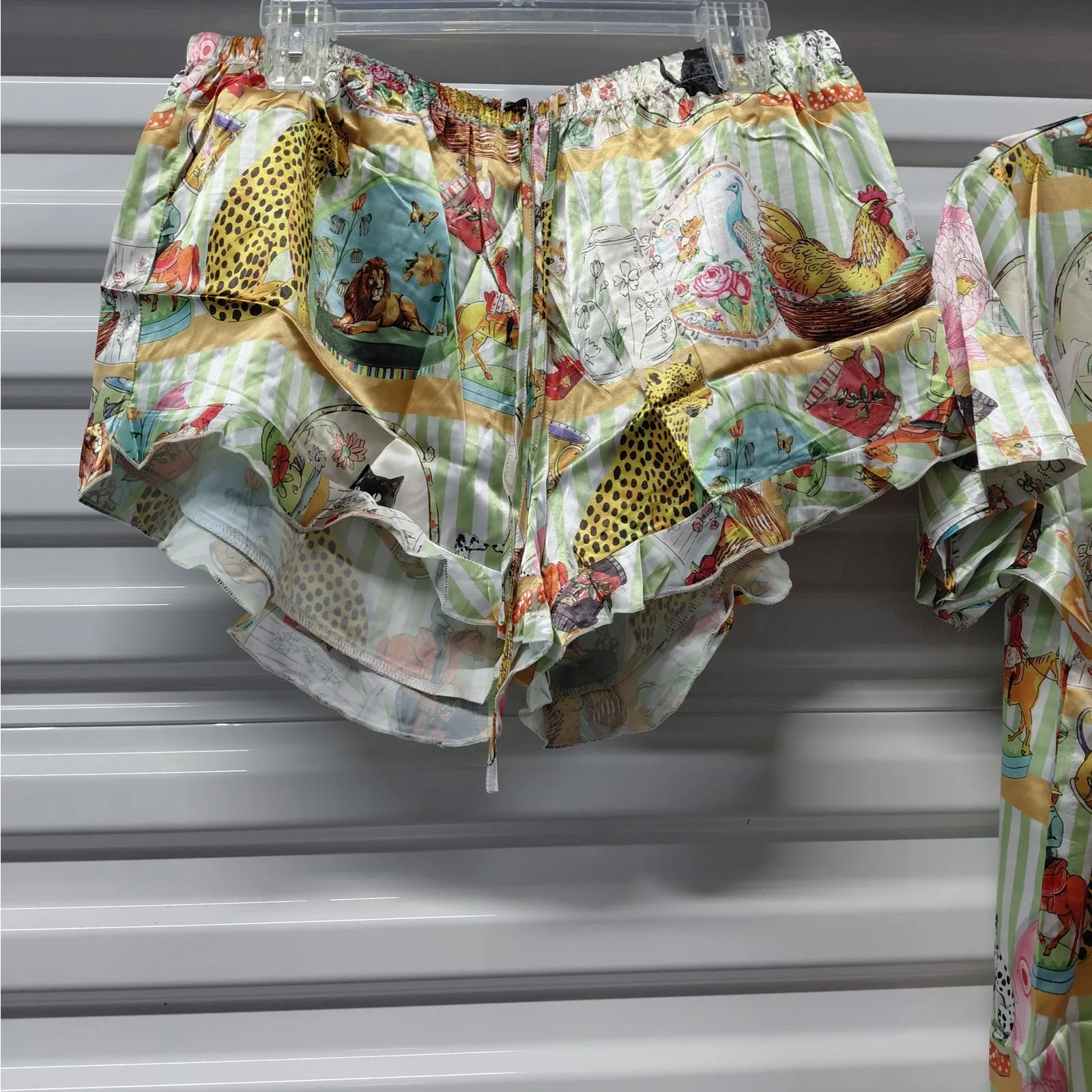 Womens Satin Pajama Set Size Large Whimsical Animal Print Cottagecore Sleepwear - Image 5