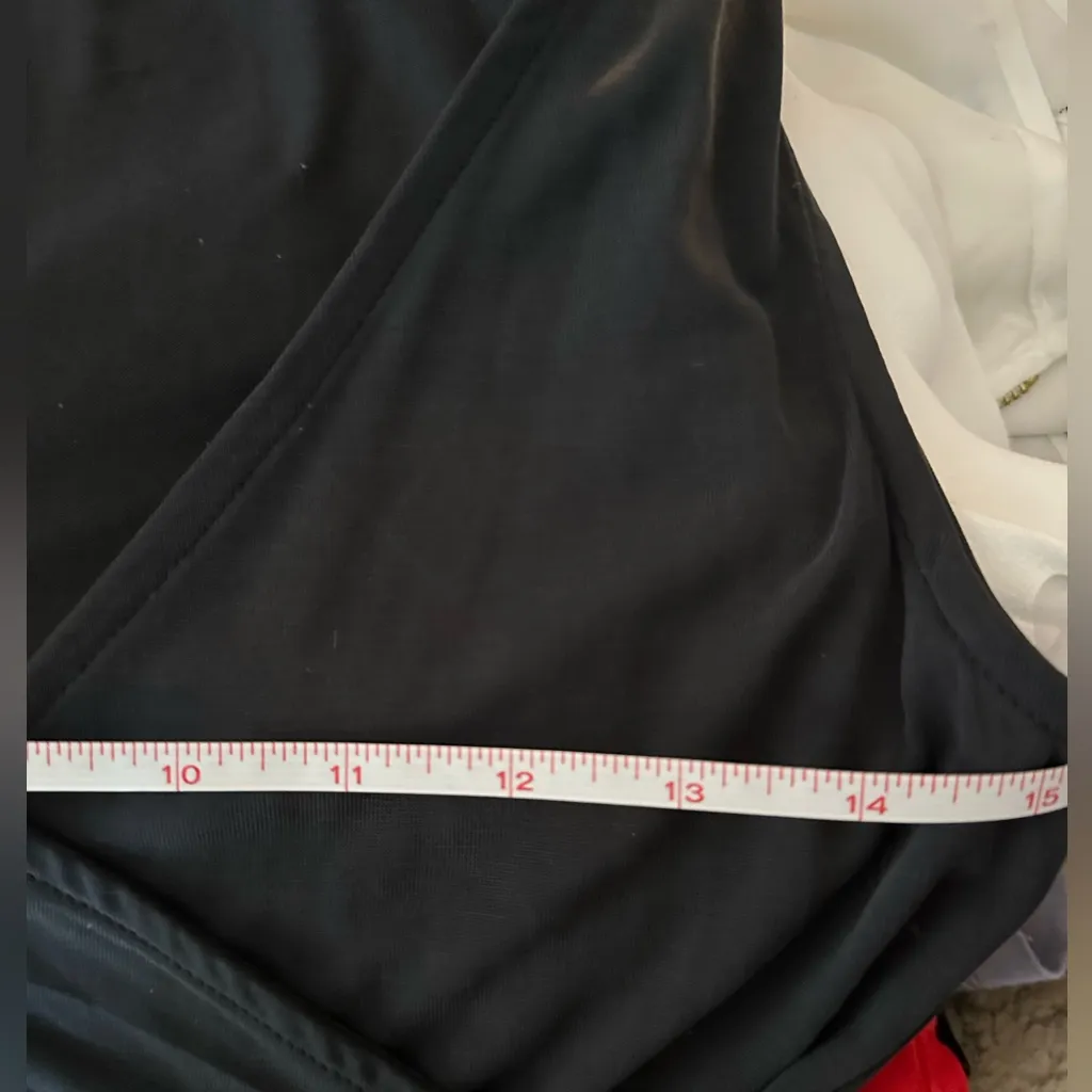 Madison & Berkeley Sleeveless Cross V Neck Top NWT - Image 6