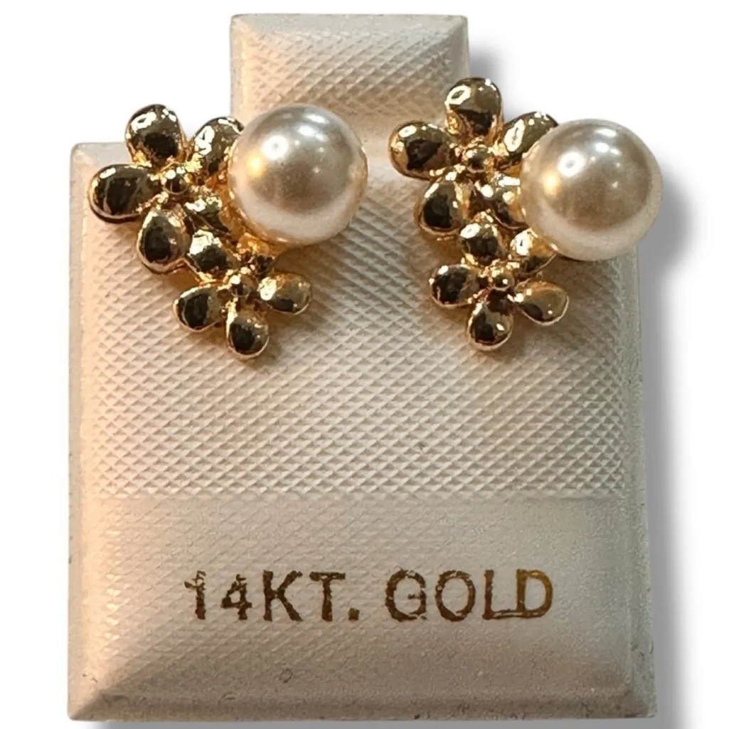 14KT fresh cultured Pearl Earrings in solid gold - Image 4