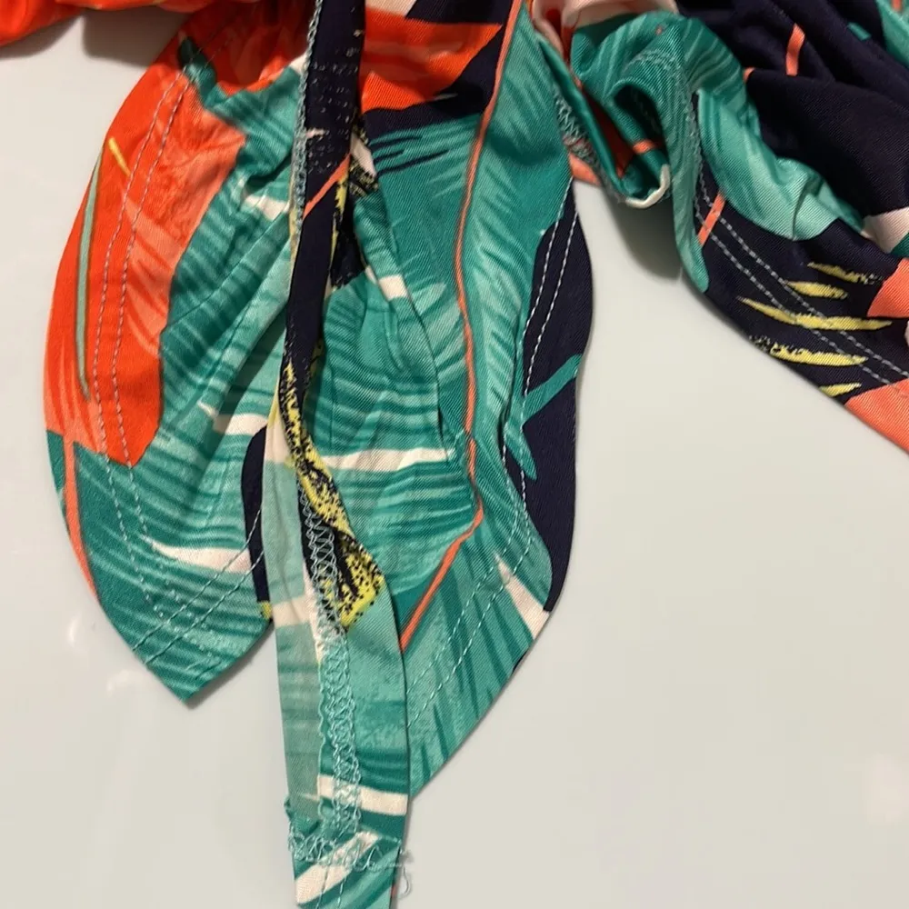 Leaf Tropical print tank - Image 5