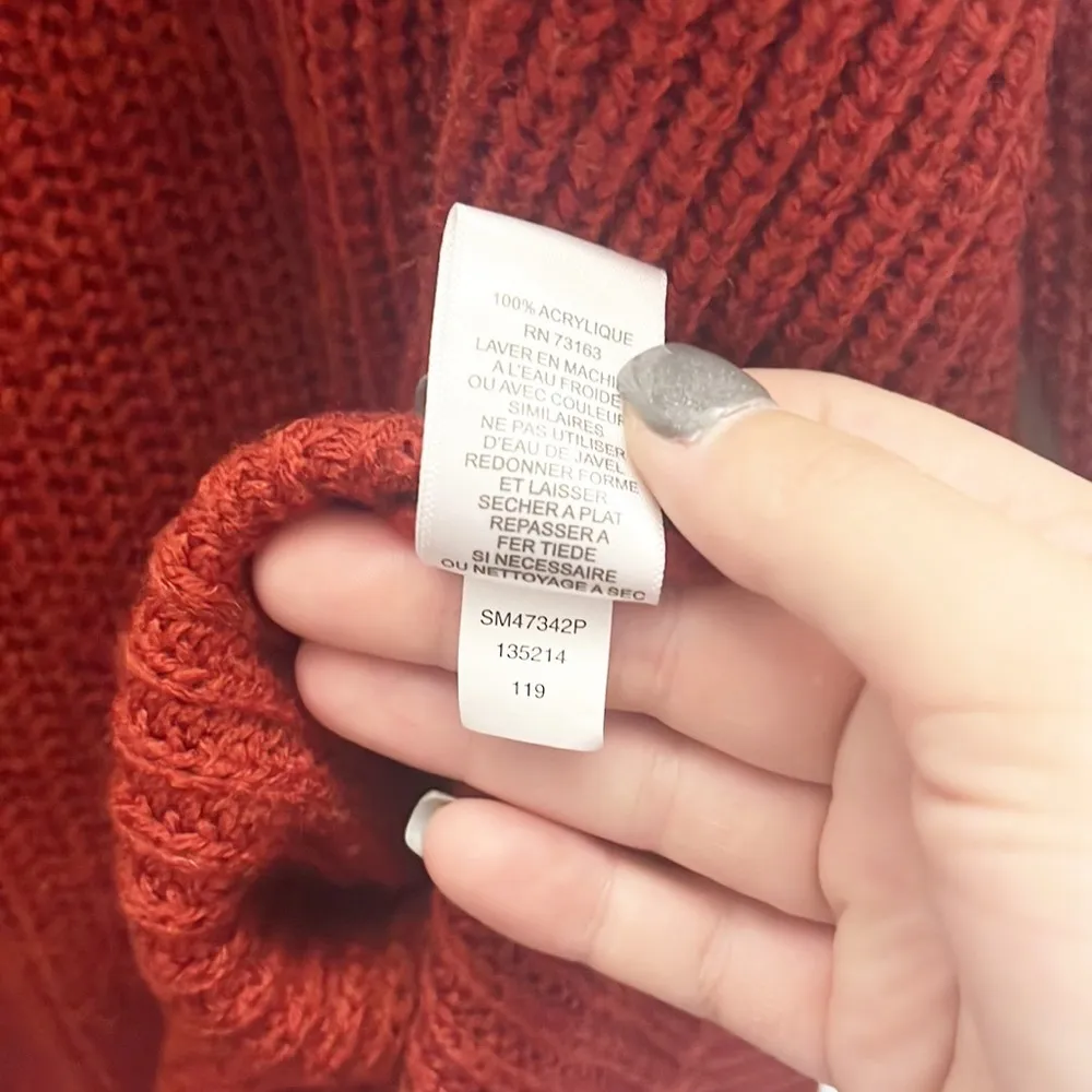 Cable & Gauge Burnt Orange / Red Chunky 3/4 Acrylic Sweater - Image 5