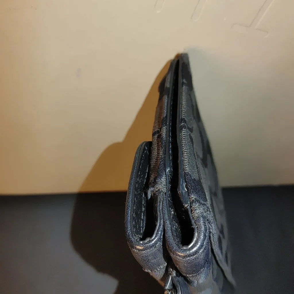 Coach Signature Black Crossbody Wallet Canvas Leather Turnlock Closure Compact - Image 10