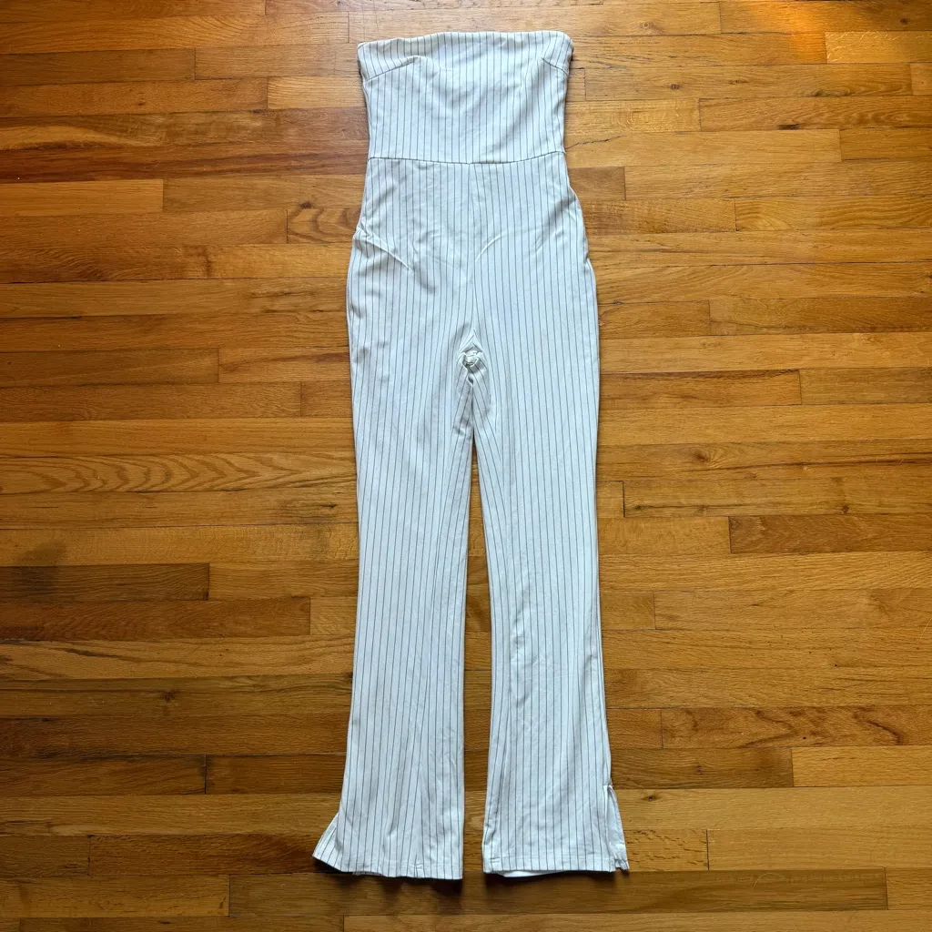 SUPERDOWN Kristina Jumpsuit White Blue Stripe Strapless size Medium - Image 4