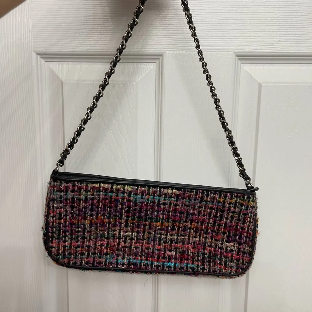💜Talbots Tweed clutch purse, black/multicolored chain strap - Image 4