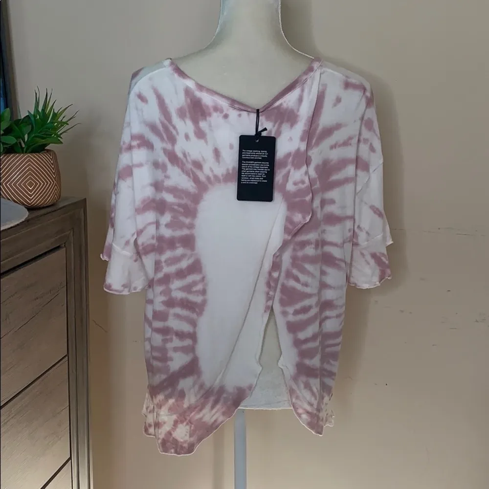 nwt // chaser ruffle tie dye with tulip back top - Image 2