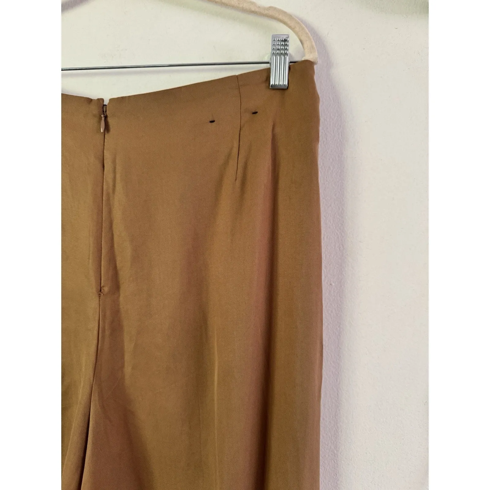 Banana Republic Wide Leg Khaki Pants Women’s Size 12 - Image 4