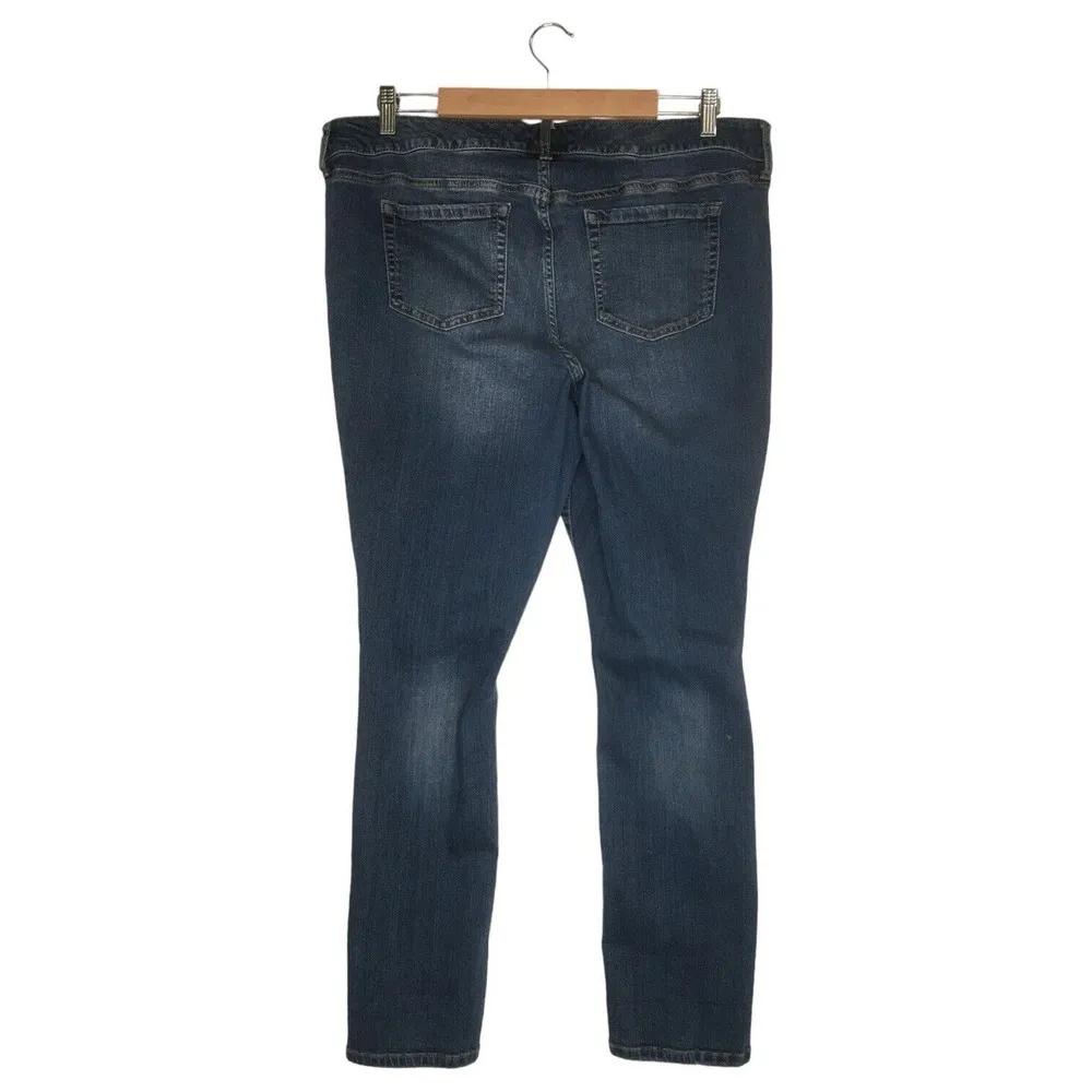 Torrid Jeans Womens 16R Boyfriend Distressed Mid Rise Medium Wash Wiskering Blue - Image 2