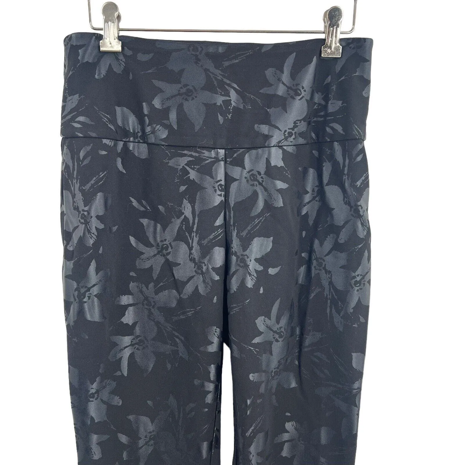 Soft Surroundings Ponte Floral Pull-On Straight Leg Black Pants Leggings Medium - Image 4