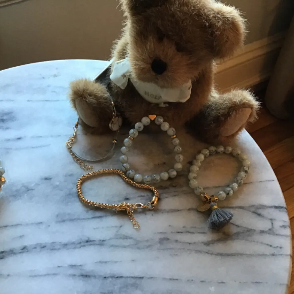 2xHP💝Boutique Howlite set of 4 beaded brac… Blue - Image 9