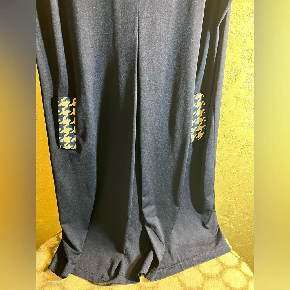 Women’s Dress Chic Navy Blue Sleeveless Dress w/Houndstooth Accents and pockets - Image 5