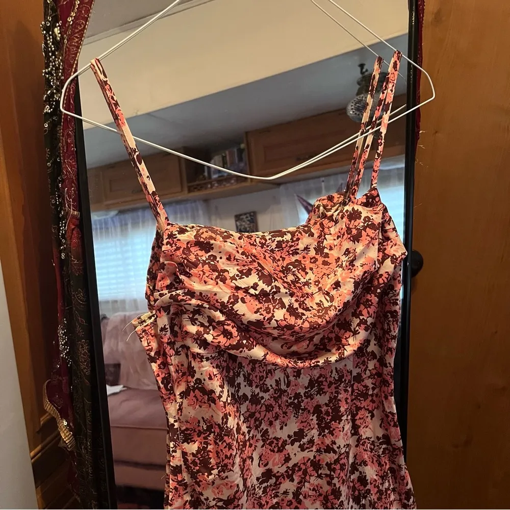 Satin maxi slit thigh dress - Image 3