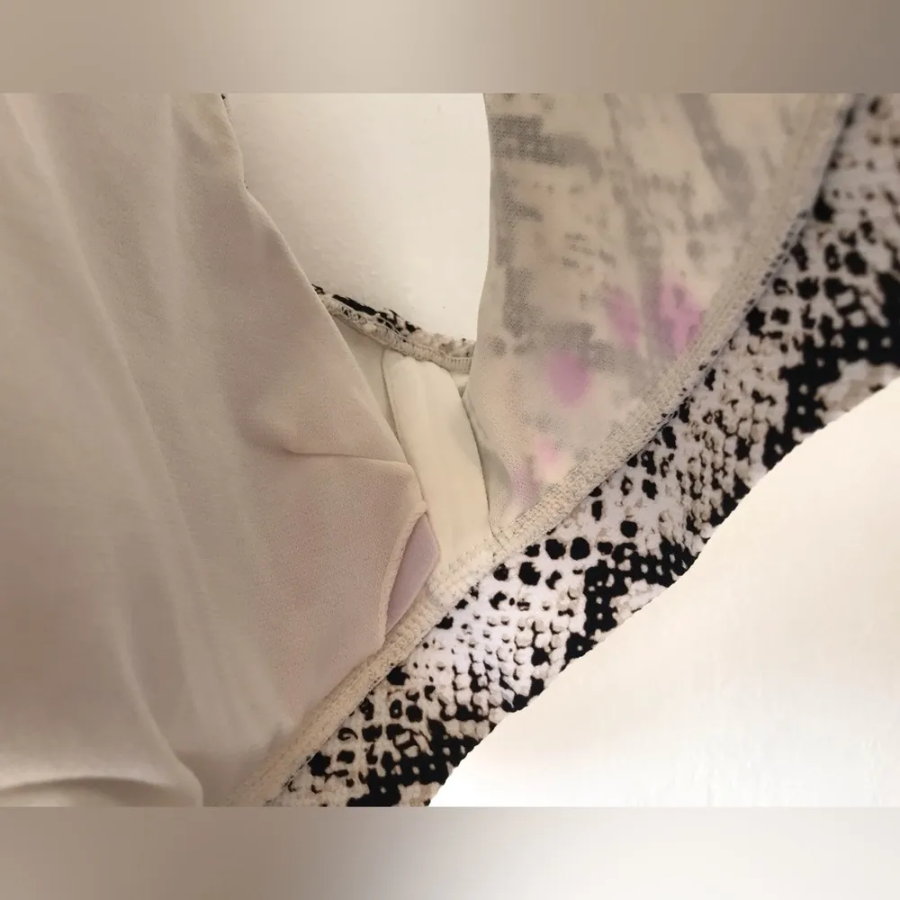 Time & Tru swimwear bikini top padded size 1X (16W - 18W) - Image 6