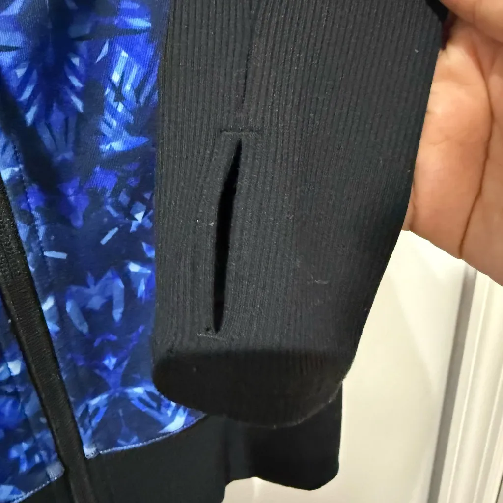 Alo‎ Yoga Jacket Blue And Black Size Small Hoodie Full Zip Athletic T - Image 3