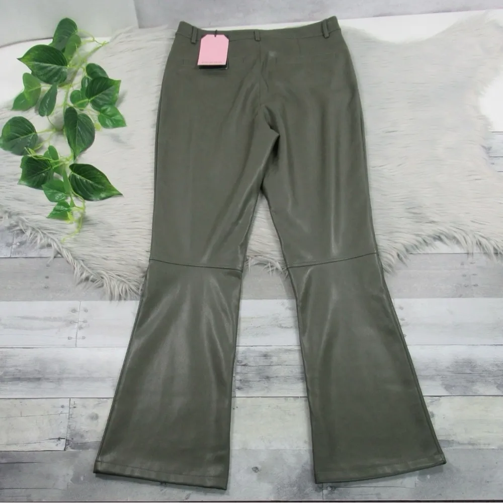 ANTHROPOLOGIE Avec Les Filles Olive Green Vegan Leather Kick-Flare Pants Size 8 - Image 6