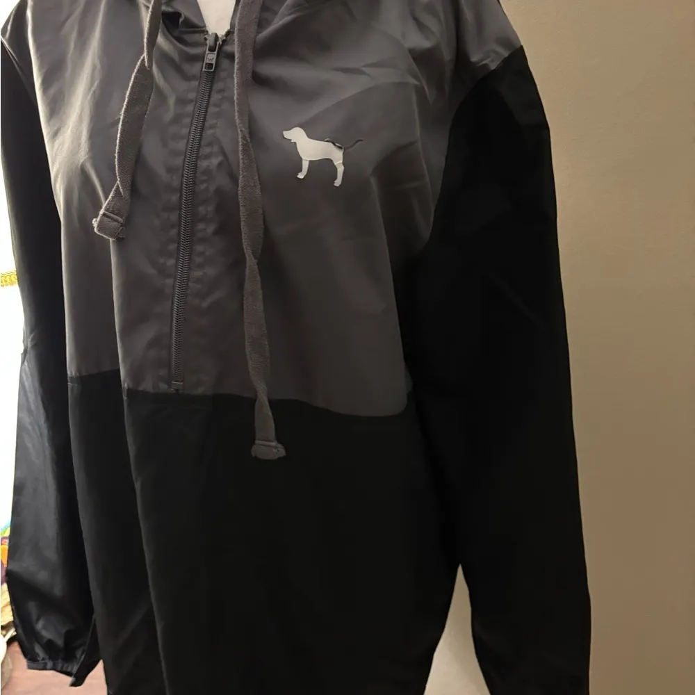 Victoria’s Secret Pink Gray and Black Hooded Windbreaker Size M/L - Image 5
