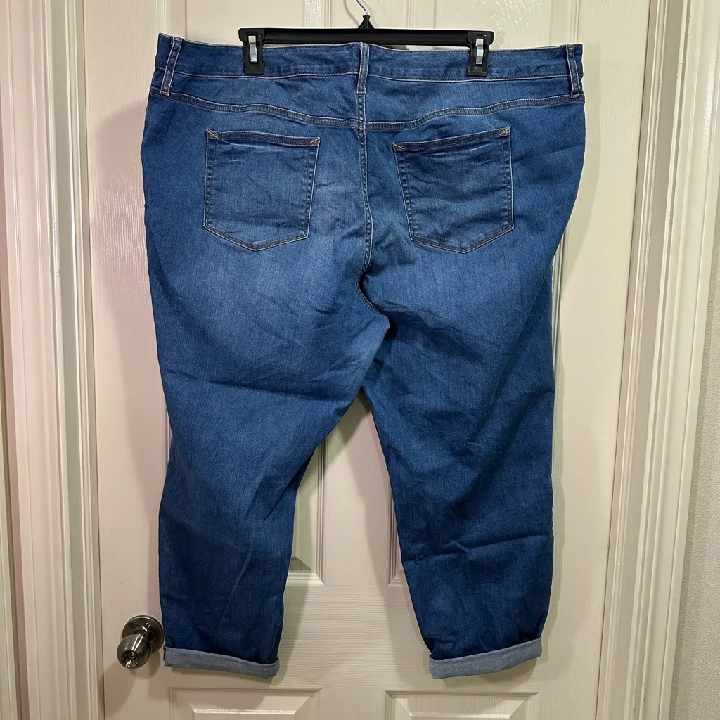 Boutique Ankle Cropped Jeans Womens Plus Size 24W Blue Stretch Rolled Light Wash - Image 5