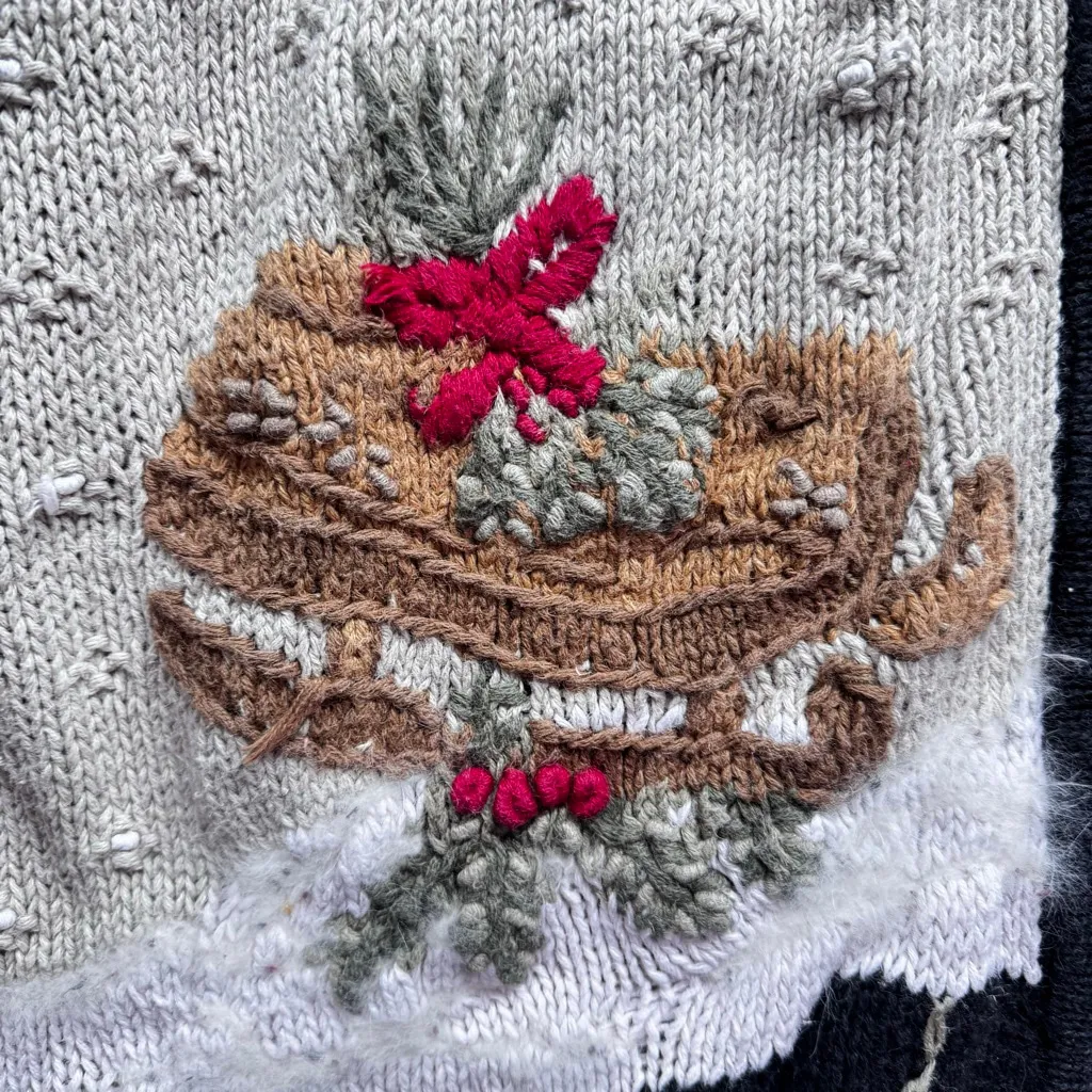 Vintage Y2K Storybook Sweater Patchwork Ugly Christmas Holiday Venezia Jeans 2X Red - Image 4