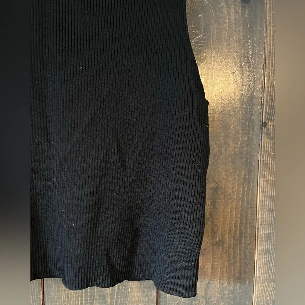 Sleek Black Ribbed Knit Tank Top Sleeveless‎ Crew Neck Modern Basic A13 Size L - Image 2